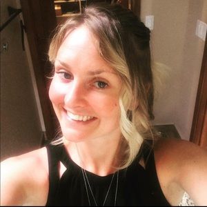 Meet your Posher, Casey